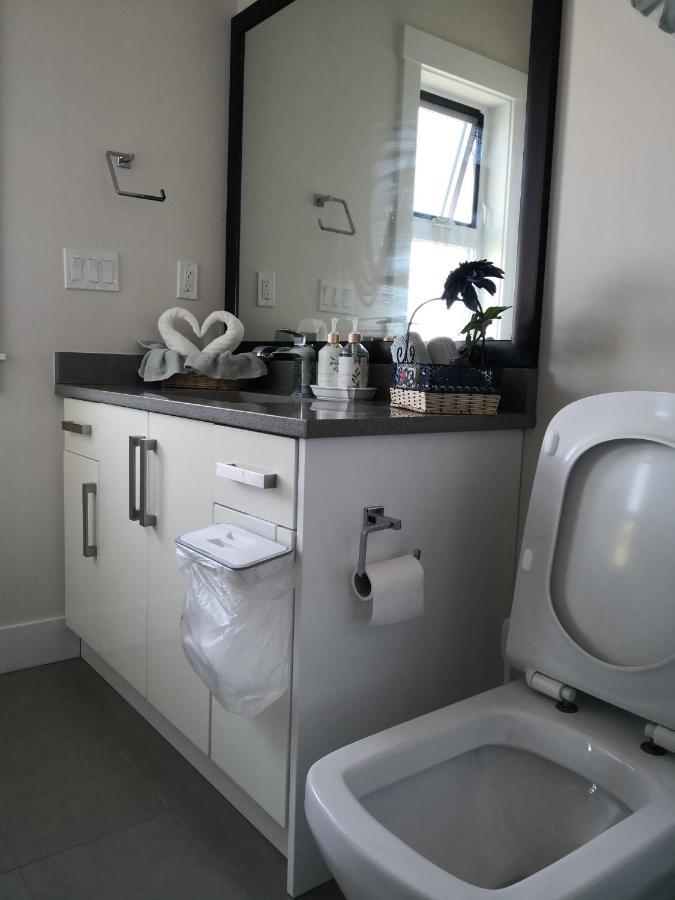 Delovely B&B White Rock Dış mekan fotoğraf